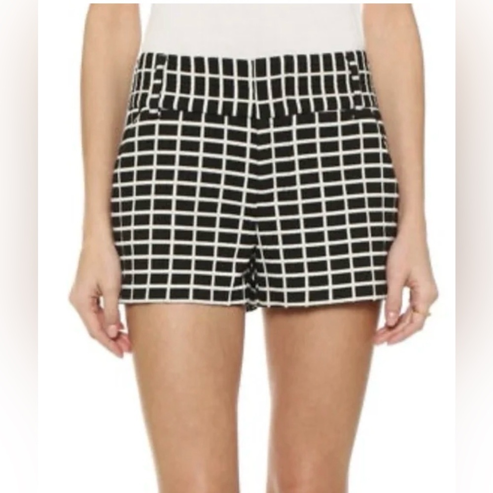Women's Black & White Grid Print Shorts